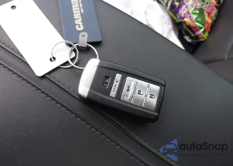 2019 Acura Tlx Standard z USA, uszkodzony, nr VIN 19UUB1F3XKA009435